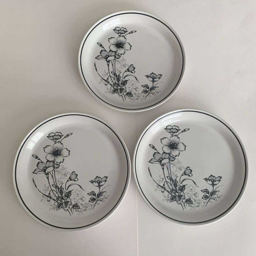 Carico Illusion 3 Salad Plates Black White Floral Casual Collection 7 7/8 inch